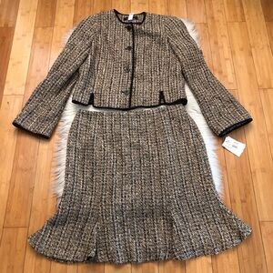 Jones New York Black and Tan Tweed Blazer and Skirt Suit Set